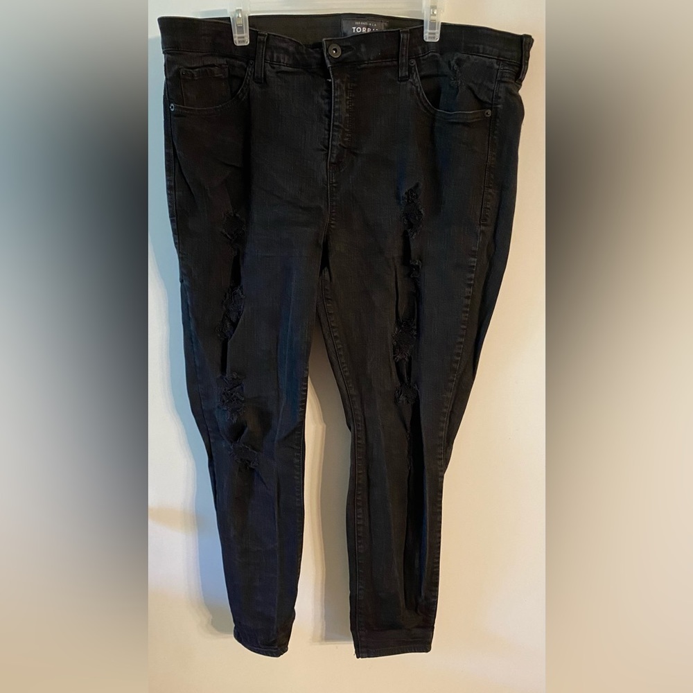 Torrid Sky High Skinny Black Distressed Jeans